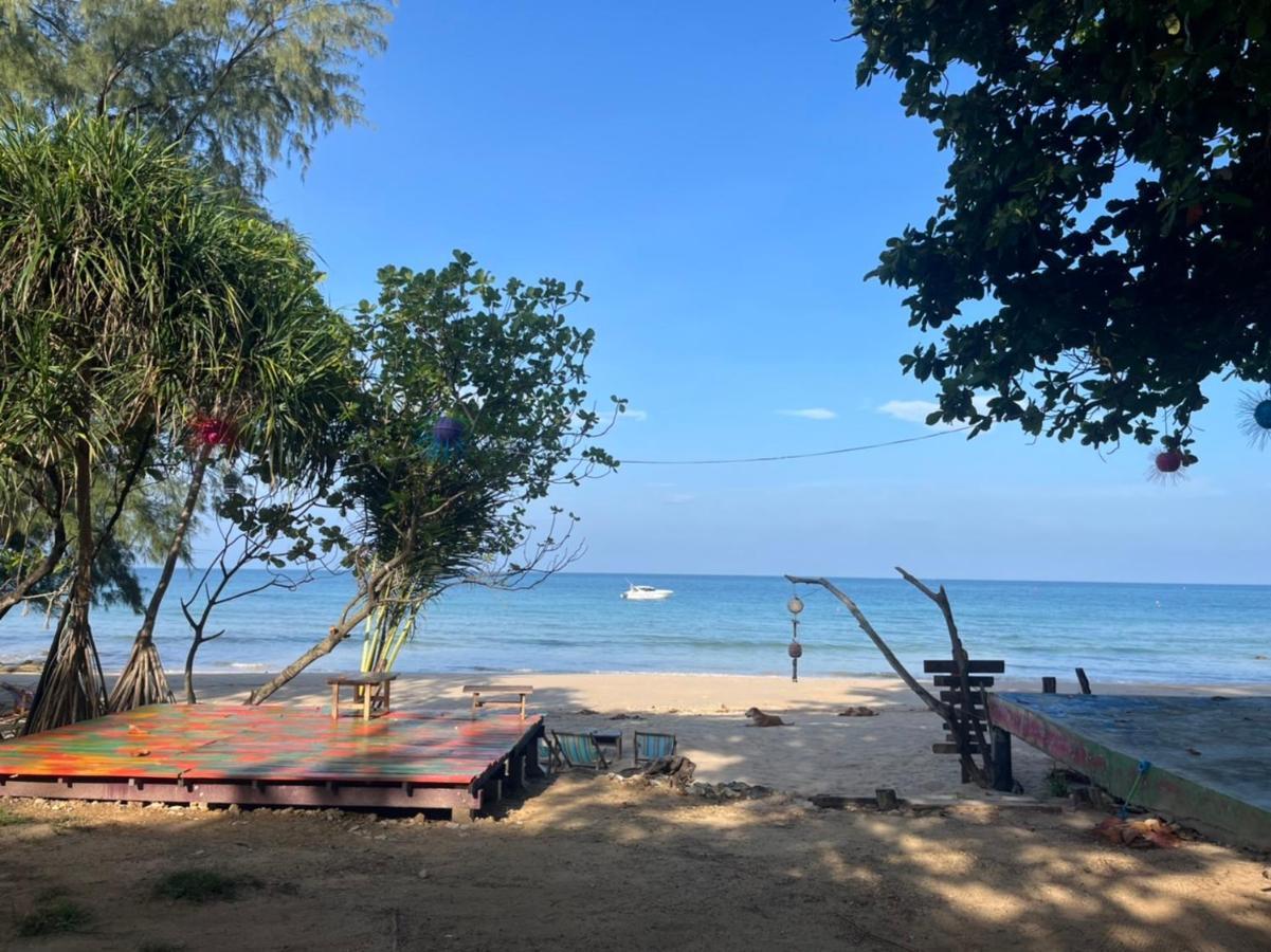 Sanctuary Lanta Hotel Koh Lanta Exterior photo