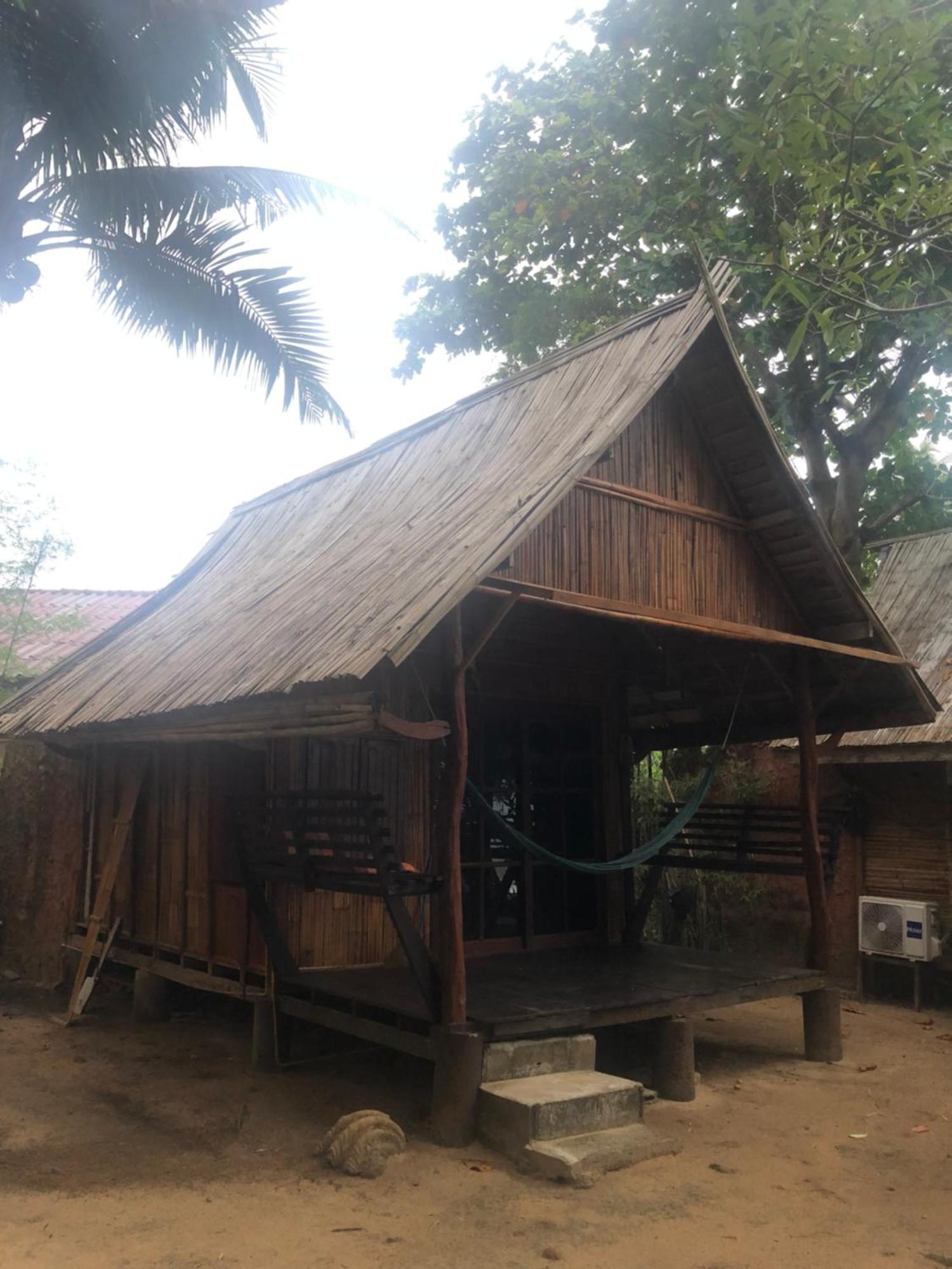 Sanctuary Lanta Hotel Koh Lanta Exterior photo