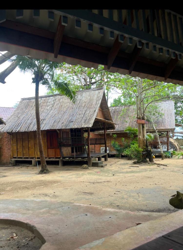 Sanctuary Lanta Hotel Koh Lanta Exterior photo