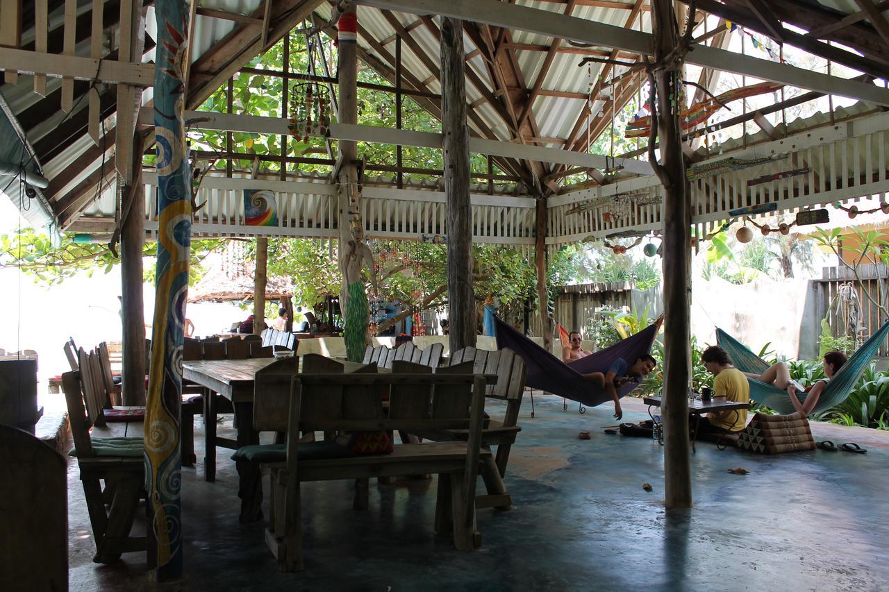 Sanctuary Lanta Hotel Koh Lanta Exterior photo