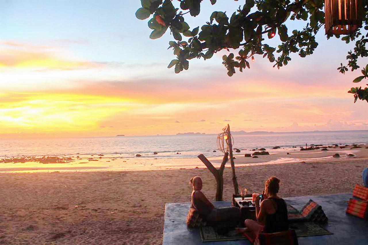 Sanctuary Lanta Hotel Koh Lanta Exterior photo